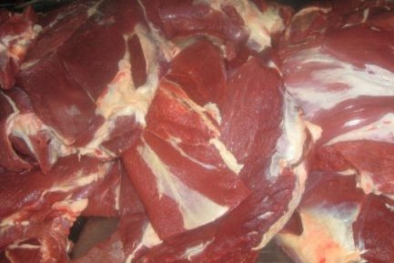 Buy HALAL Frozen Boneless Beef-Blade, Chuck, Topside, Silverside online